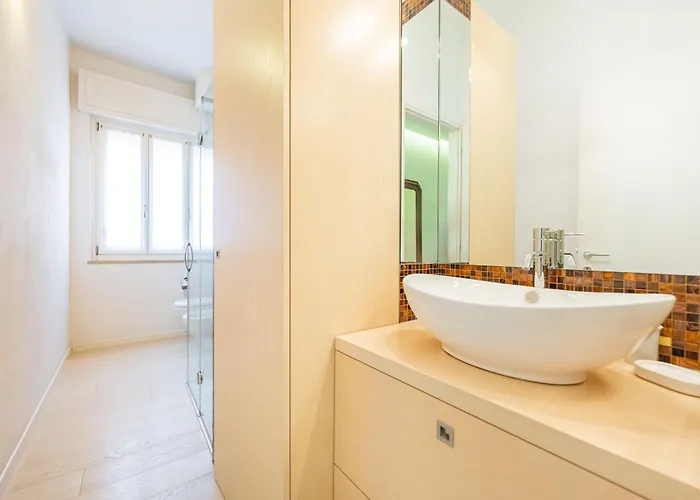 Casa Maria - Tra Centro E Stazione Treni דירה